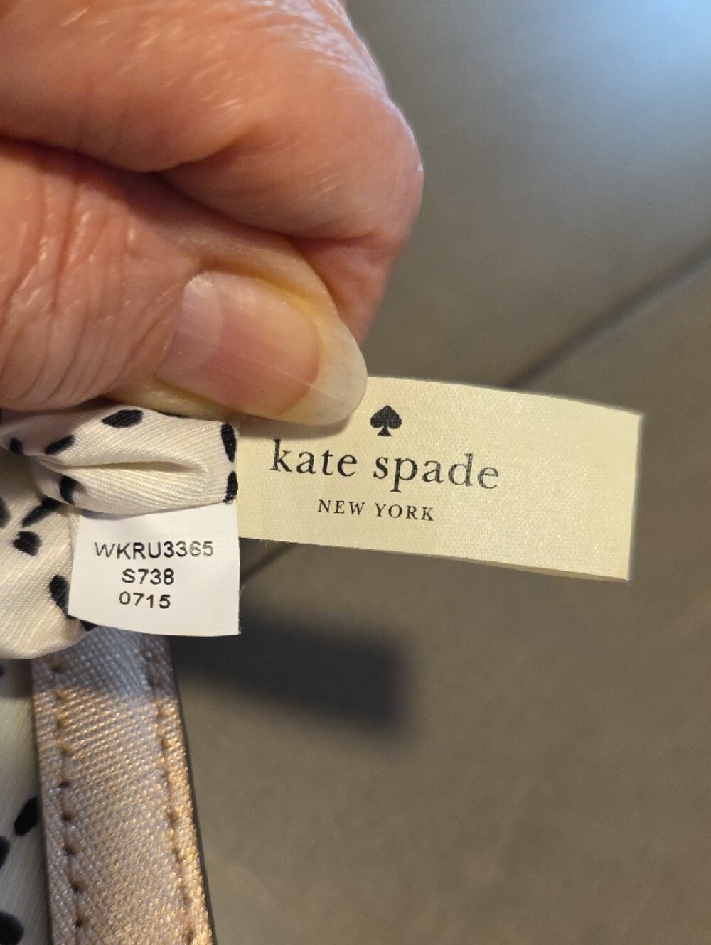 kate spade Rose Gold Chain Crossbody/Clutch - Picture 7 of 7
